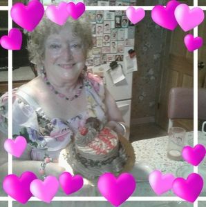 Meet your Posher, Evelyn